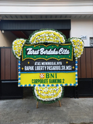Papan Bunga Duka di Bangkirayen
