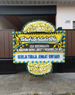 Papan Bunga Duka di Bangkirayen