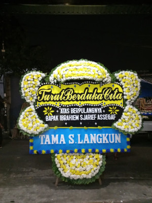Papan Bunga Duka di Bangkirayen